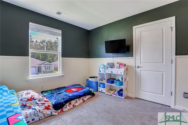 bedroom with carpet