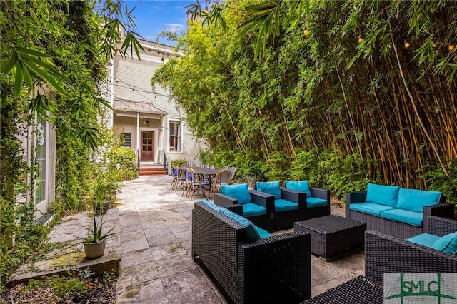 view of patio featuring an outdoor hangout area