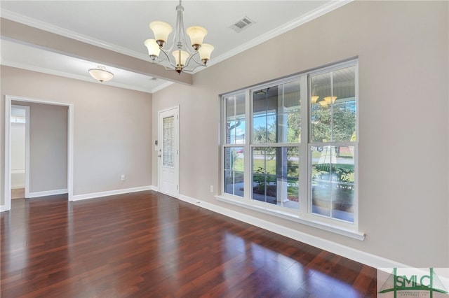 unfurnished room with a chandelier, dark wood-type flooring, and crown molding