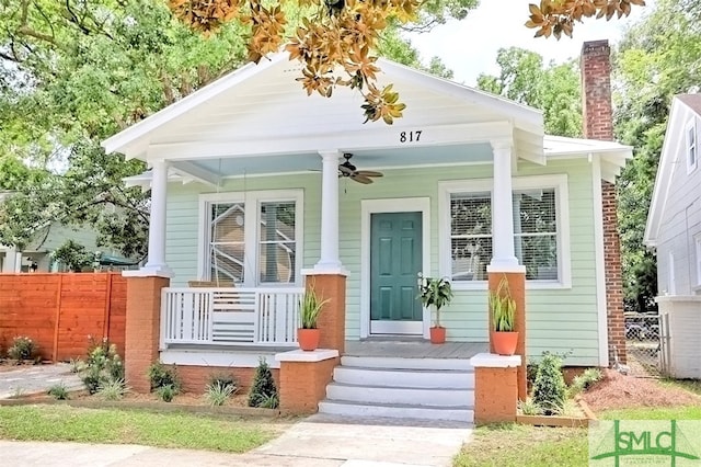 view of front of home featuring covered porch and ceiling fan