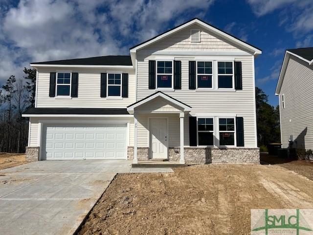 view of front facade with a garage