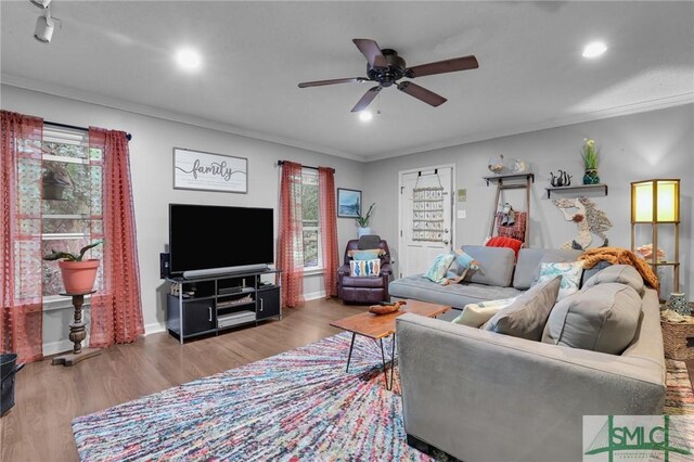 15 Cromwell Pl, Savannah, GA 31410 - living room with a ceiling fan, wood finished floors, recessed lighting, baseboards, and crown molding