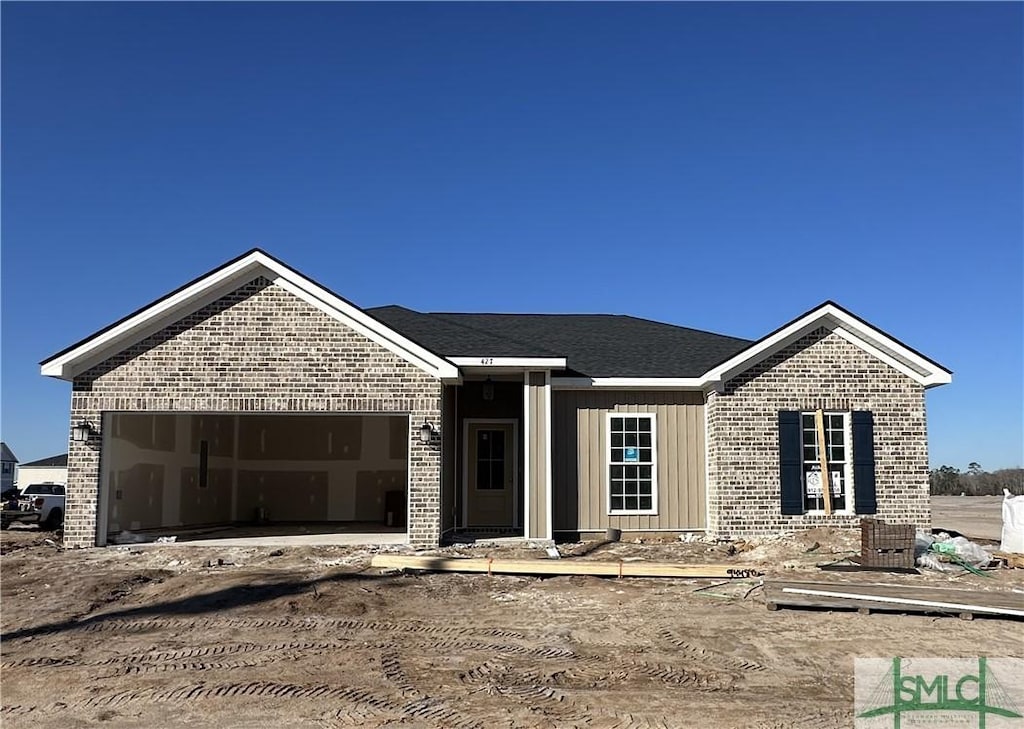 view of front of house featuring a garage