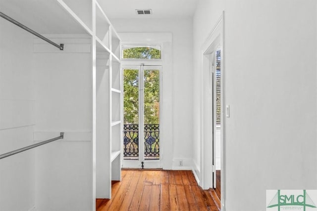 117 W Gaston St, Savannah, GA 31401 - walk in closet featuring visible vents and hardwood / wood-style flooring
