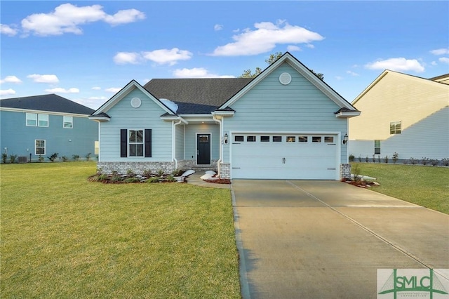 view of front facade featuring a garage and a front lawn