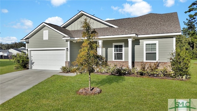 view of front of home with a front yard