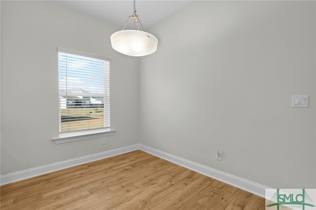 unfurnished room featuring light hardwood / wood-style flooring