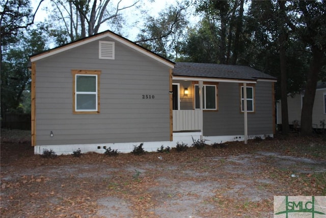 view of front of home featuring a porch