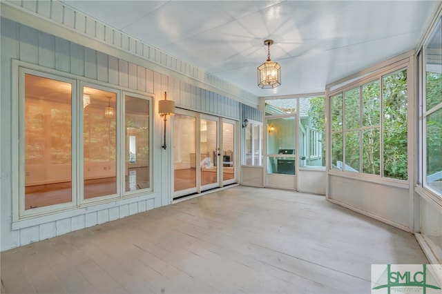 view of unfurnished sunroom