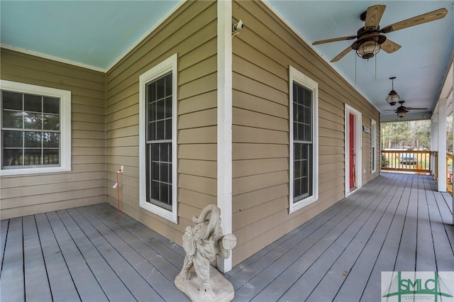 deck featuring ceiling fan