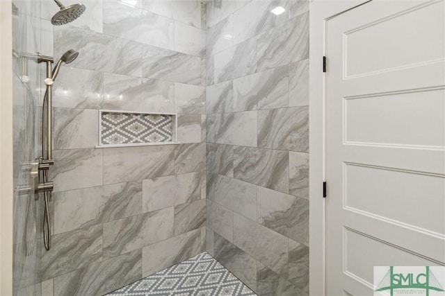 215 Wildwood Dr, Sylvania, GA 30467 - full bath with a tile shower