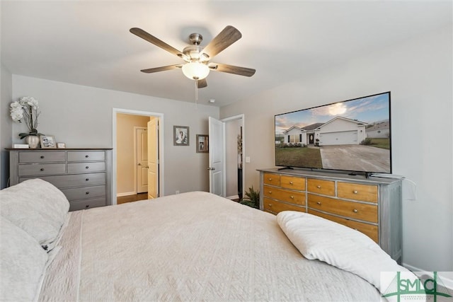 bedroom featuring ceiling fan