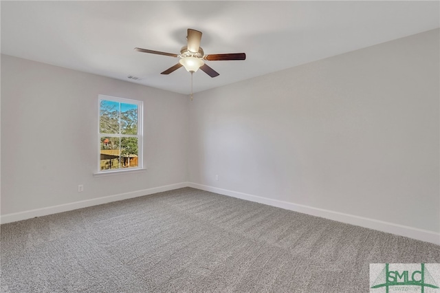 unfurnished room featuring carpet flooring and ceiling fan