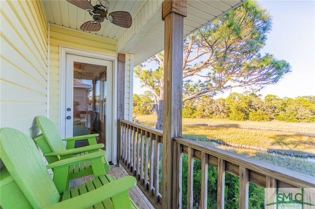 balcony with ceiling fan