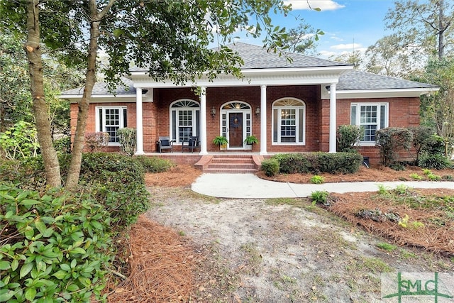 view of front of home with covered porch