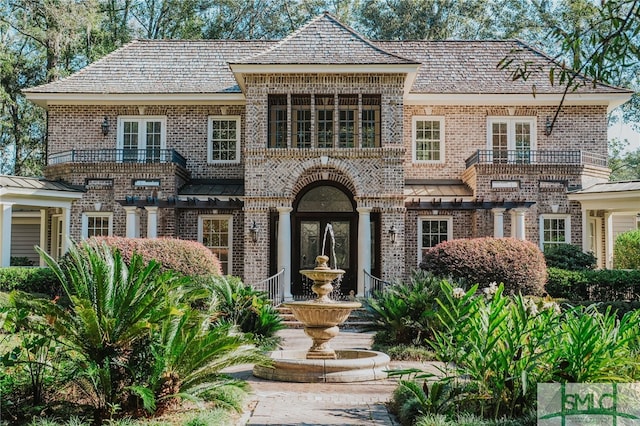 view of front of property featuring french doors