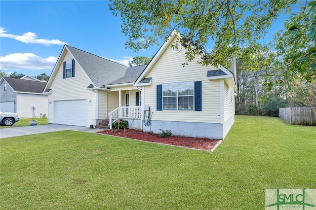 view of front of home featuring a front lawn