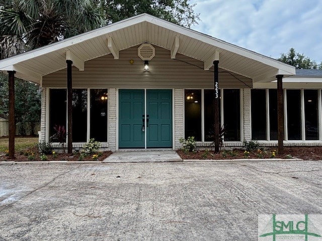 view of front of home