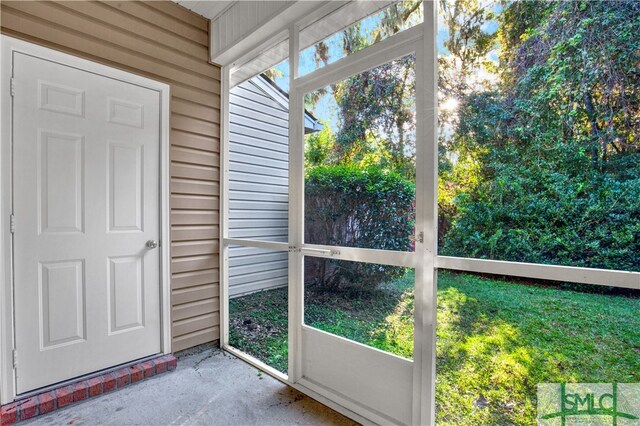 view of unfurnished sunroom