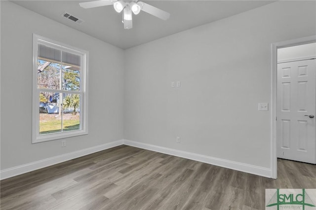 unfurnished room featuring wood-type flooring and ceiling fan