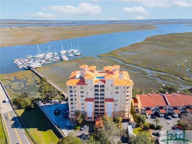 bird's eye view featuring a water view