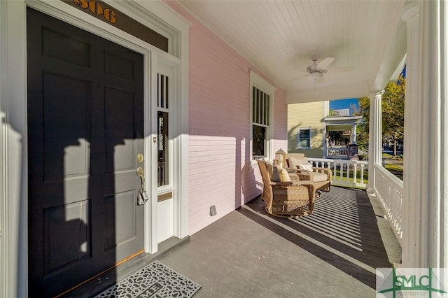 view of patio with ceiling fan and covered porch