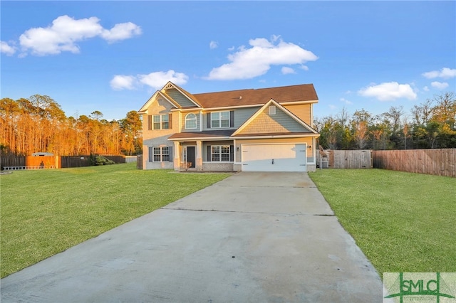 view of front of home featuring a front yard