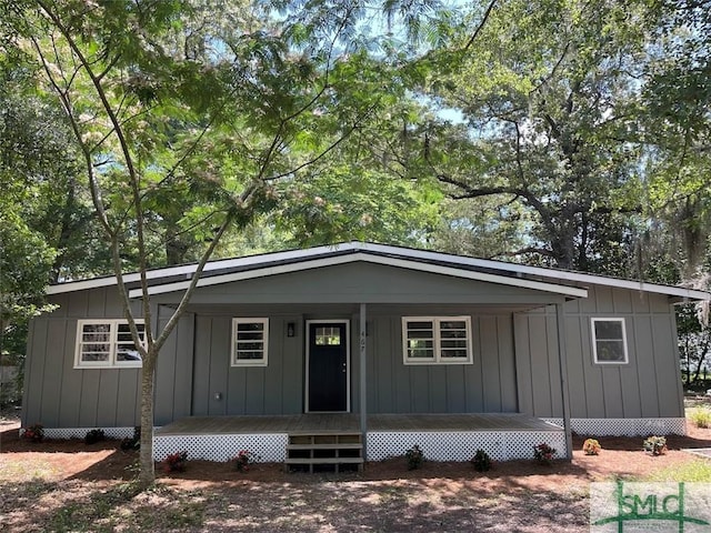 manufactured / mobile home with covered porch