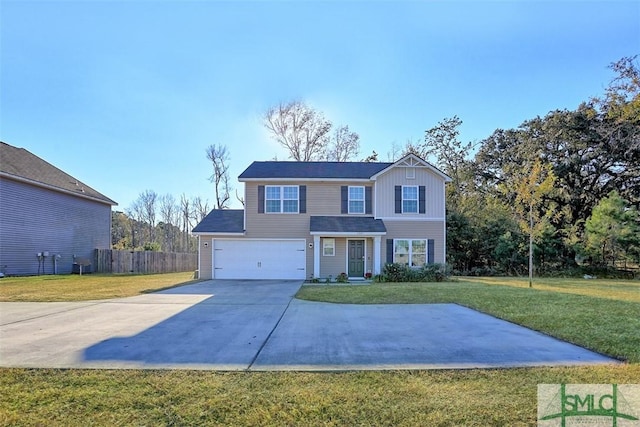 view of front of property featuring a front yard