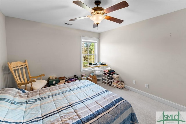 bedroom featuring carpet and ceiling fan