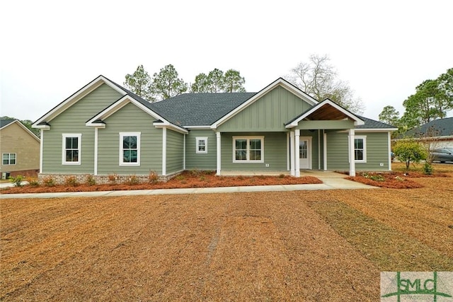 craftsman inspired home with a porch