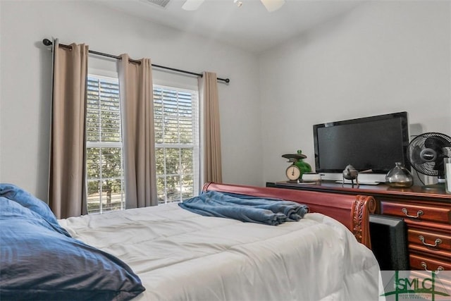 bedroom featuring ceiling fan