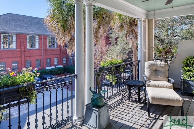 balcony featuring ceiling fan