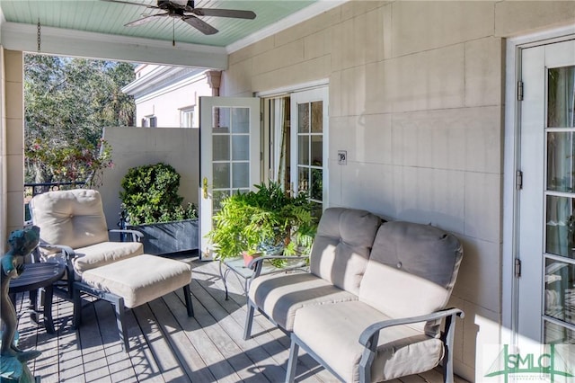 view of patio featuring ceiling fan