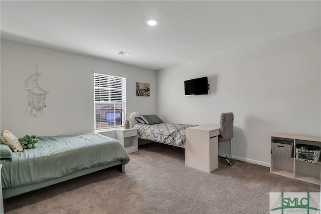 bedroom featuring carpet floors