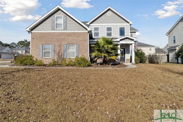 front of property with a front lawn