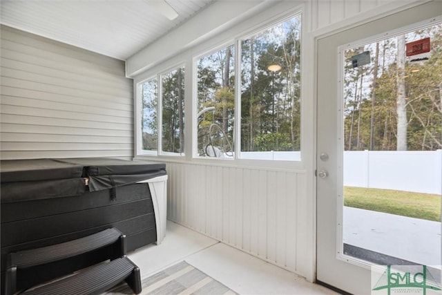 view of sunroom / solarium