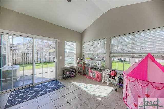 sunroom with vaulted ceiling