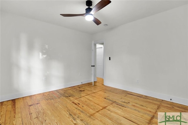 unfurnished room featuring wood-type flooring and ceiling fan