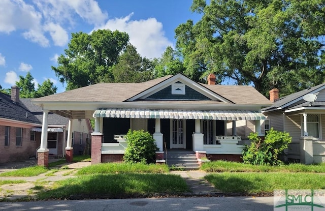 view of front facade with covered porch