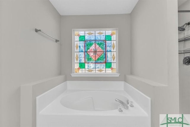 52 Sedgefield Ct, Richmond Hill, GA 31324 - full bath with a garden tub