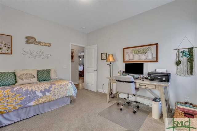 view of carpeted bedroom