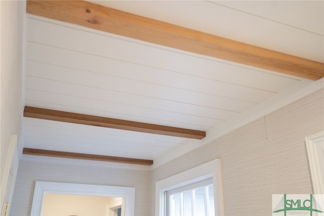 room details with beam ceiling