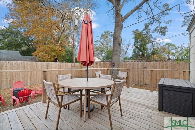 view of wooden deck