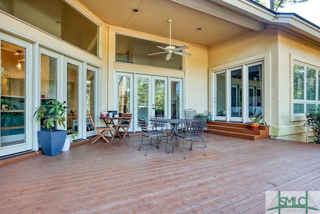 deck with ceiling fan