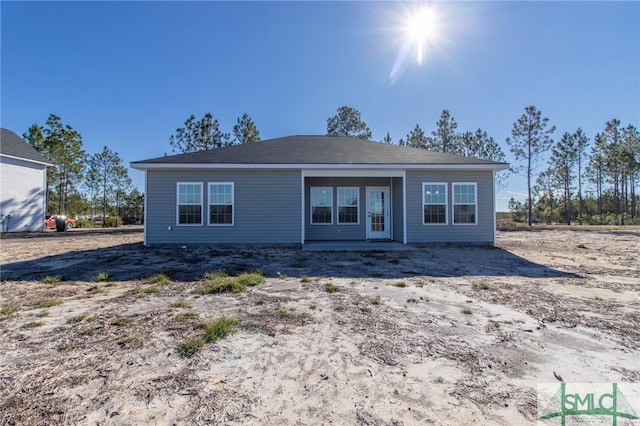 view of front of property