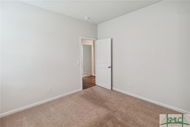 view of carpeted spare room