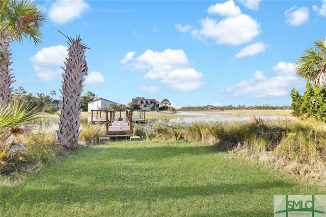 view of yard with a water view