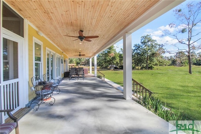 view of patio with ceiling fan