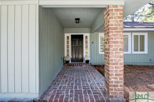 view of property entrance